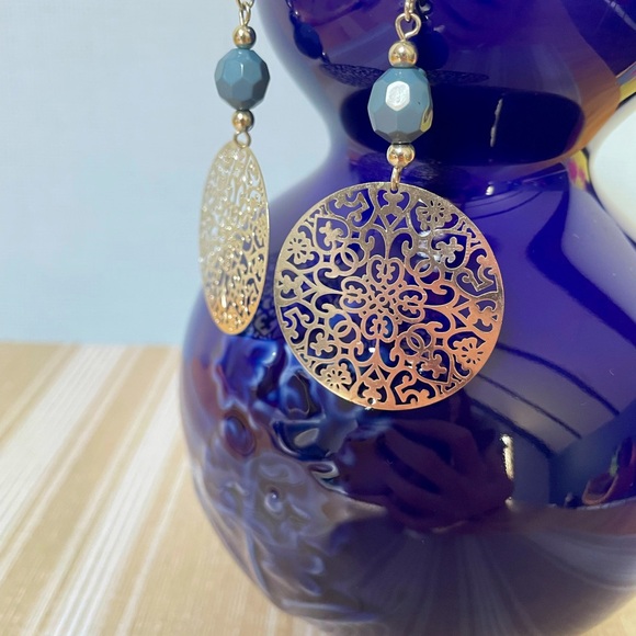 Dangle Earrings (Free Add-On) - Picture 3 of 3